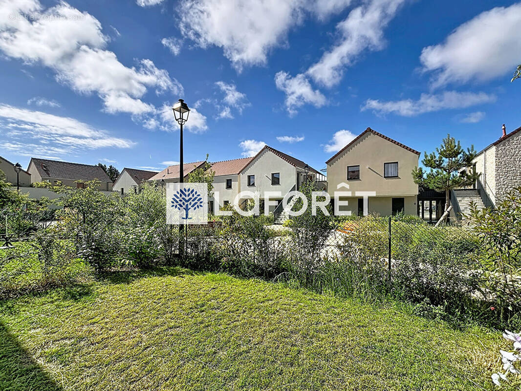 Appartement à CRESPIERES