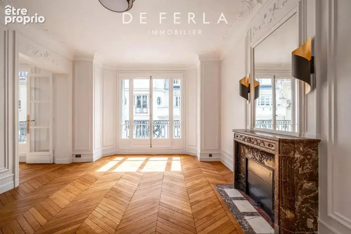 Sèvres / Duroc -  Haussmanien & Étage élevé - 5 chambres - photo 2