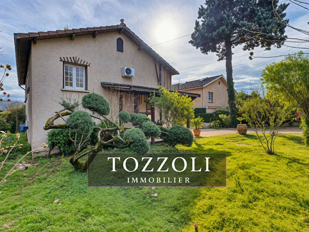 Maison à SAINT-QUENTIN-FALLAVIER