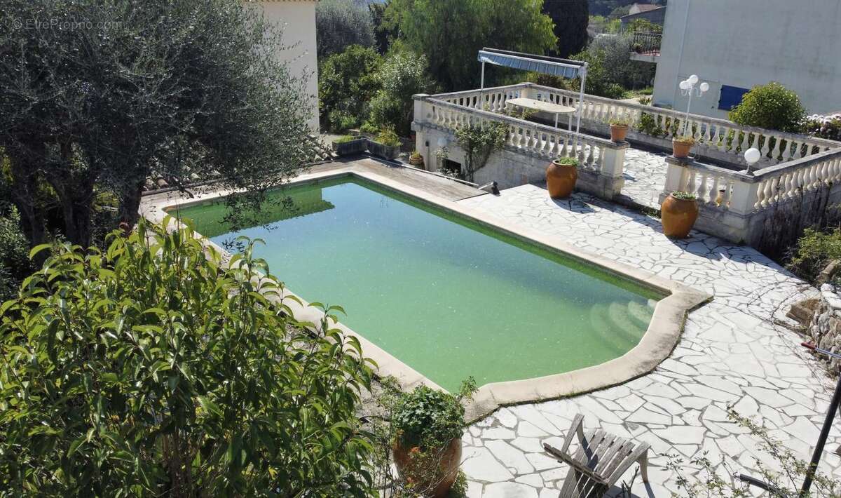 Maison à VALLAURIS