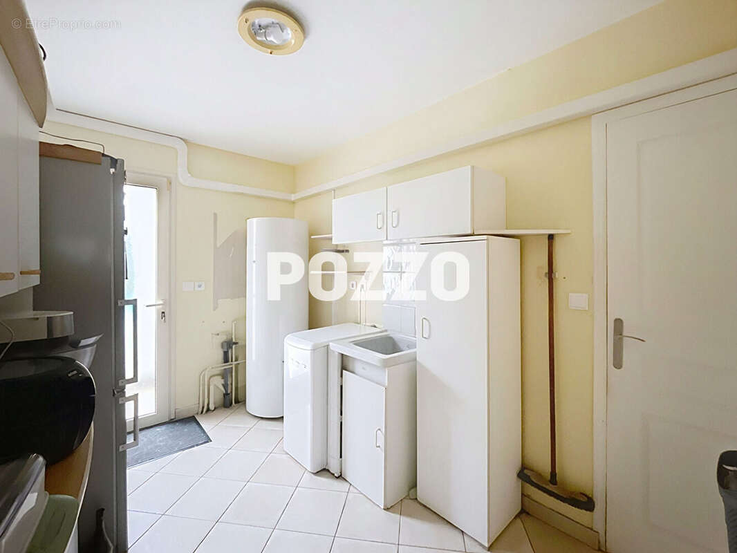 Maison 135m² F6 à vendre à Saint Pair sur Mer - Hangar 80m². terrain 900m² - photo 16