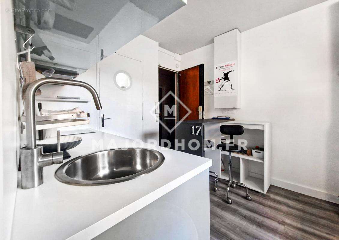 Appartement à MARSEILLE-7E