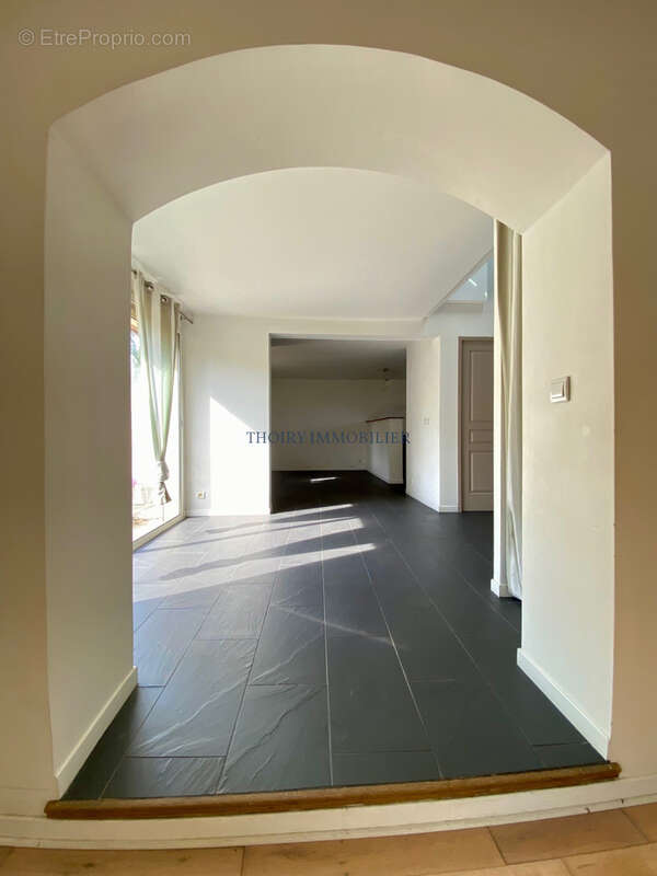 Maison à ORGERUS