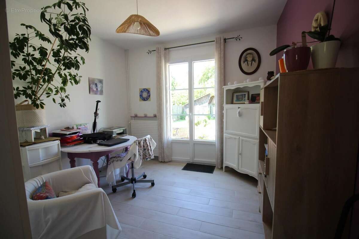 Maison à BURY