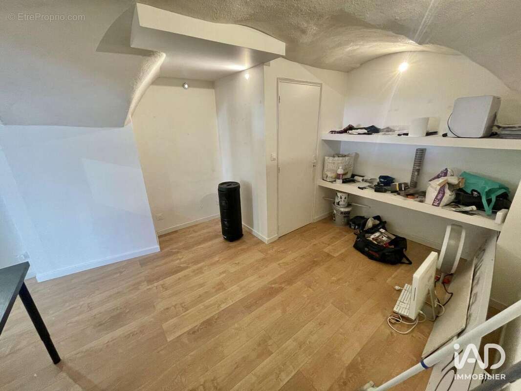 Photo 9 - Commerce à MARGUERITTES