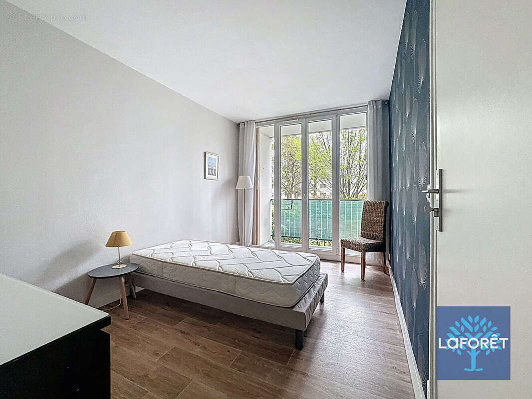 Appartement à CHILLY-MAZARIN