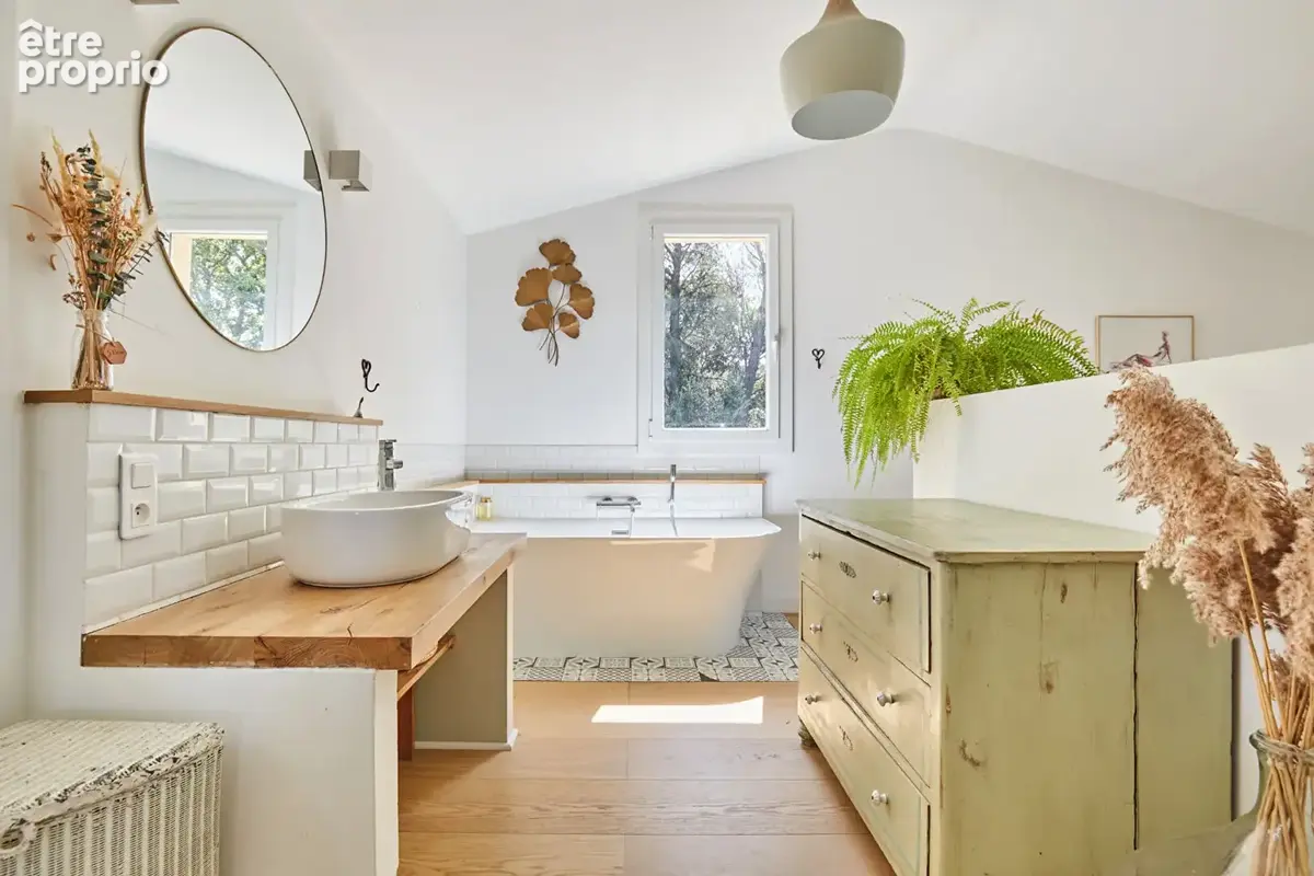 Au calme d'une impasse à Lourmarin : 4 chambres, piscine, aucun vis-à-vis - photo 11