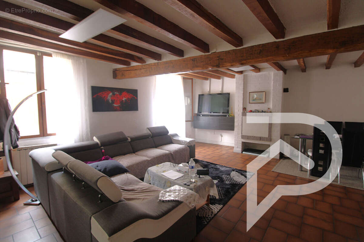 Maison à PONT-SAINTE-MAXENCE