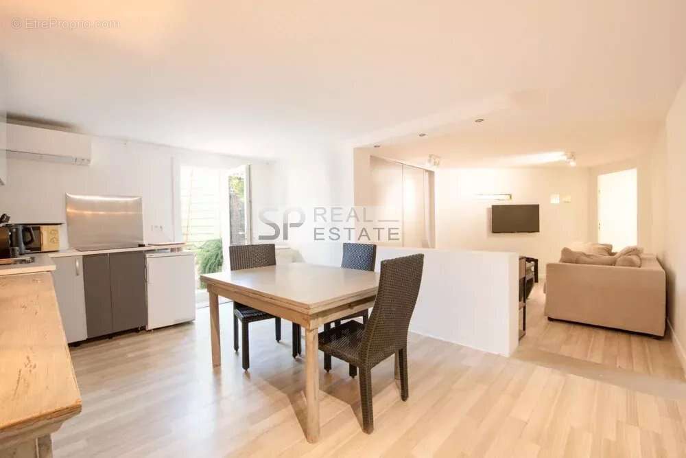 Appartement à RAMATUELLE