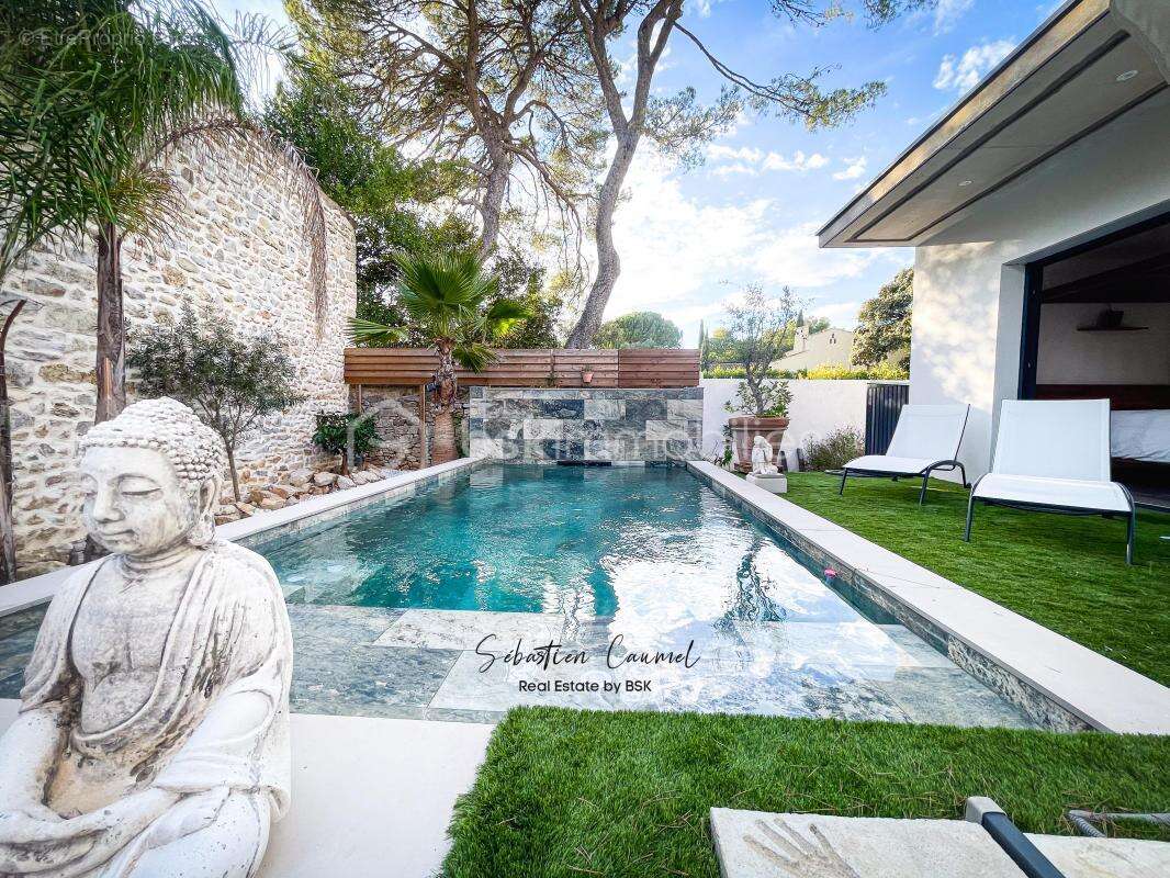 Maison à COURNONTERRAL