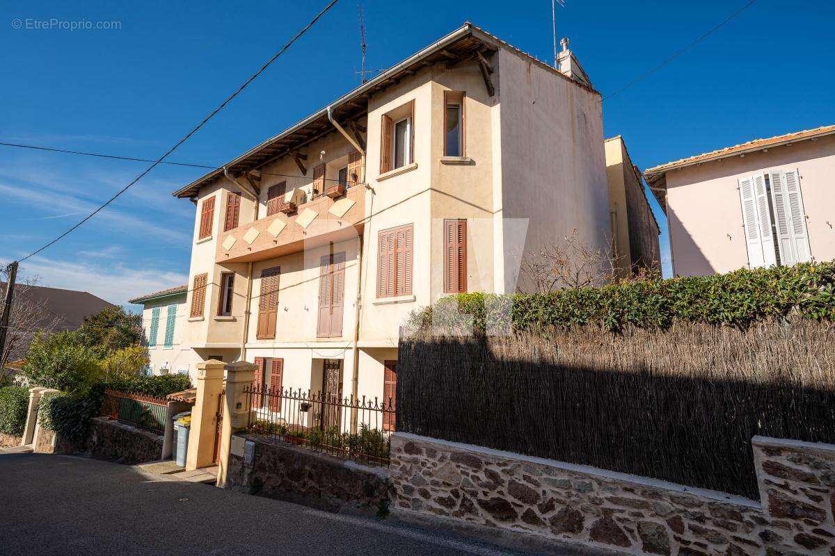 Appartement à SAINT-RAPHAEL