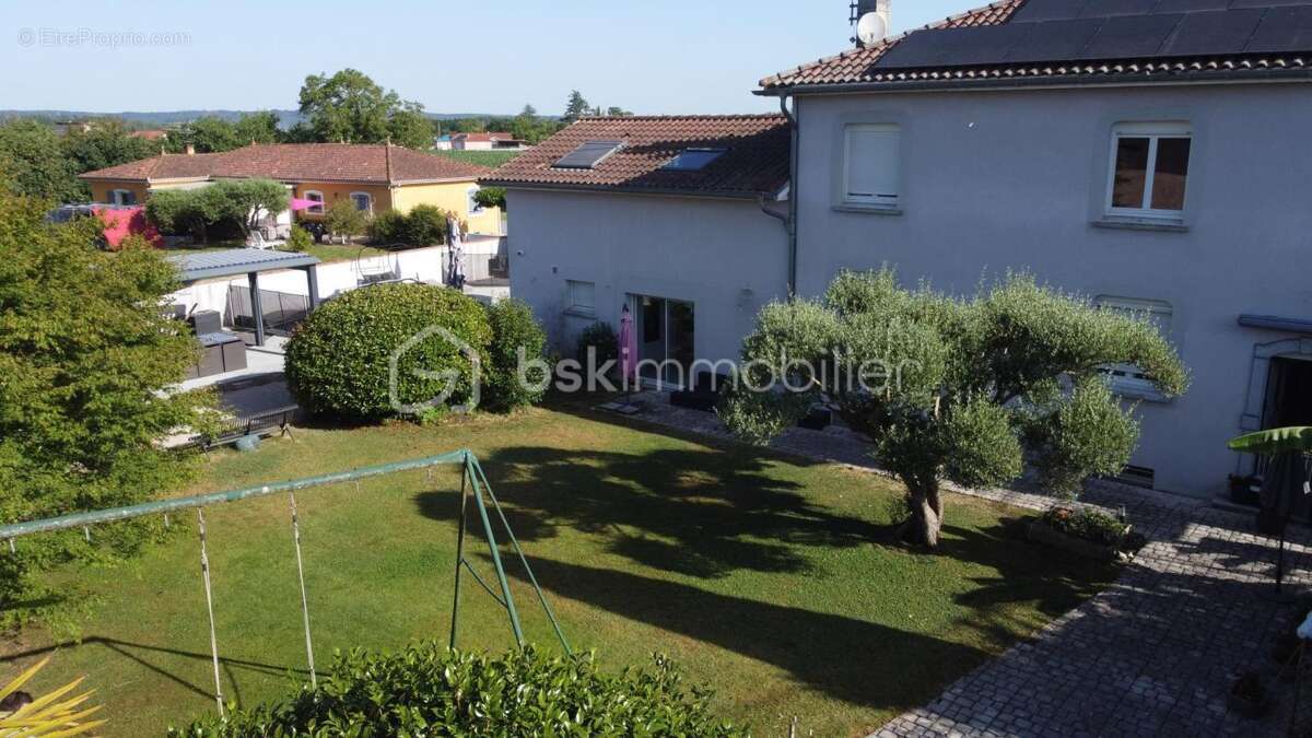 Ensemble immobilier : maison + appartement avec piscine - photo 7