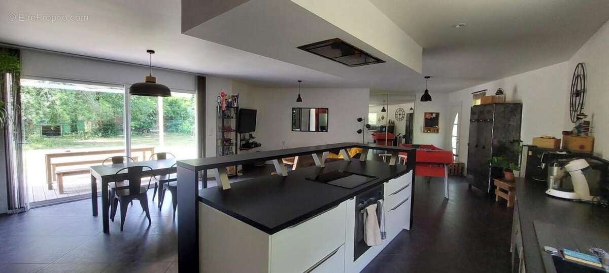 Photo 4 - Maison à SALLES