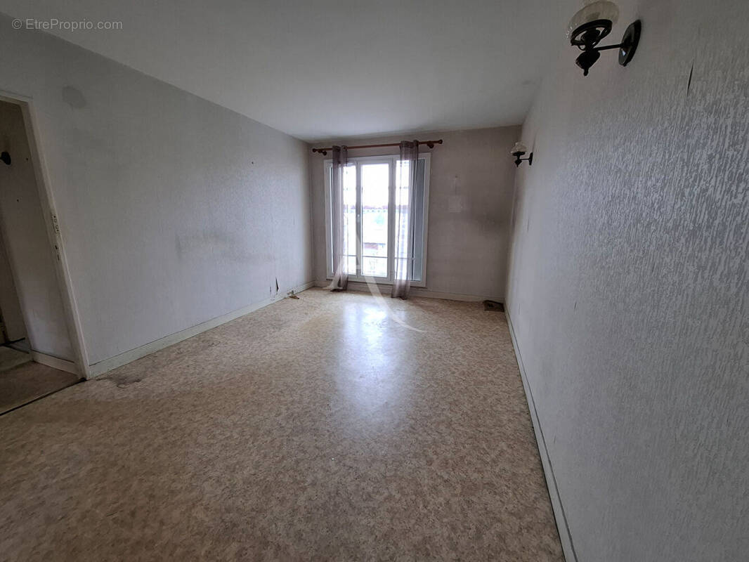 Appartement à LIMEIL-BREVANNES