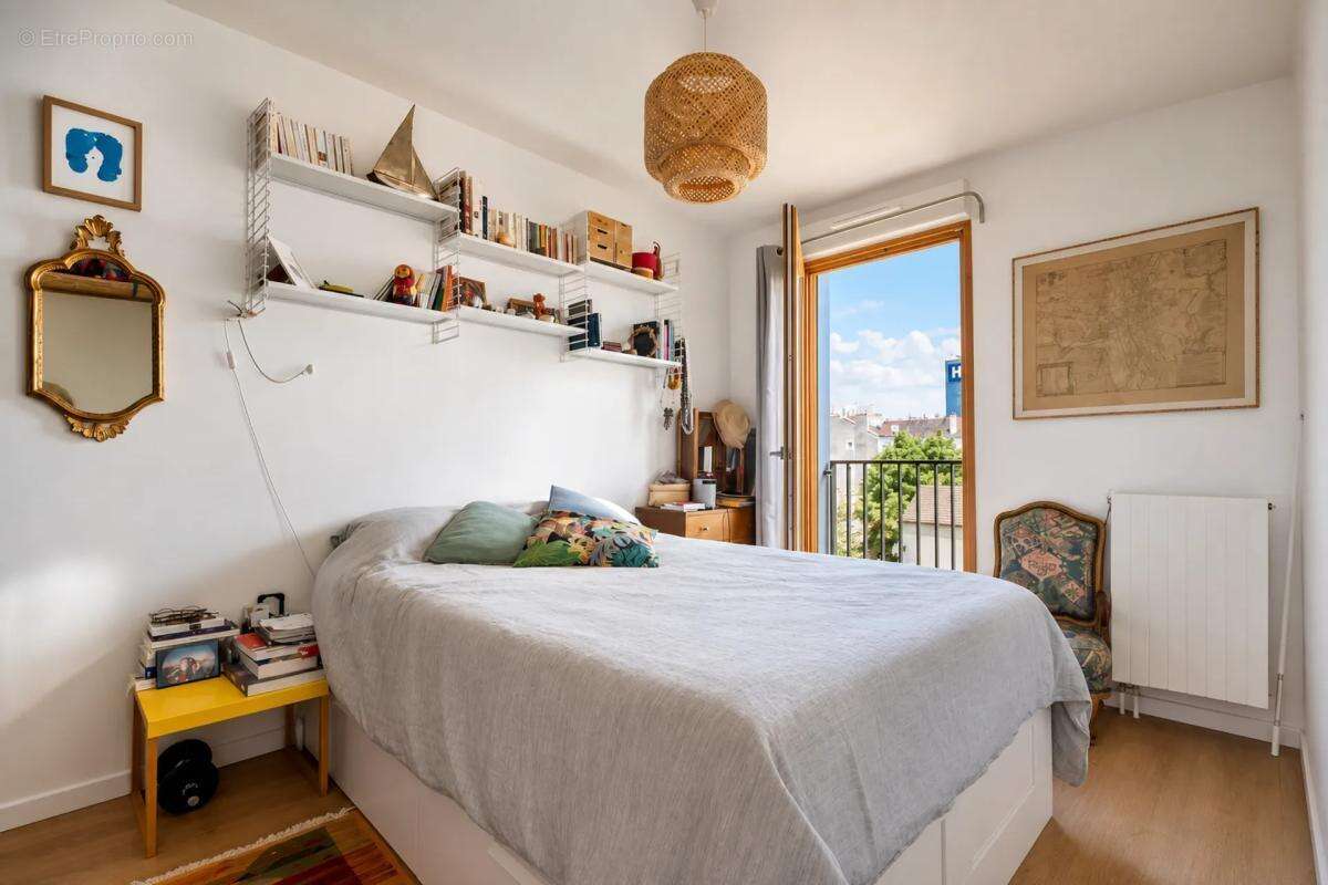 Dernier étage avec terrasse, parking et 3 chambres – T4 familial - photo 4