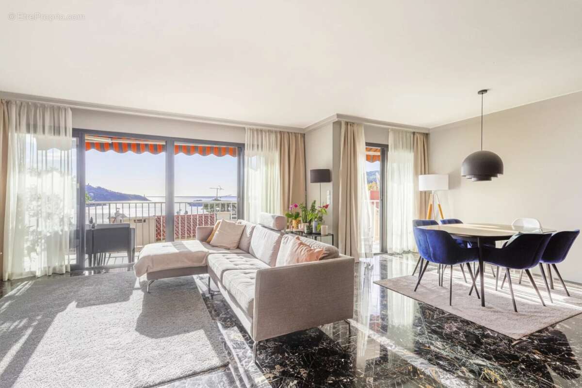 Appartement à VILLEFRANCHE-SUR-MER