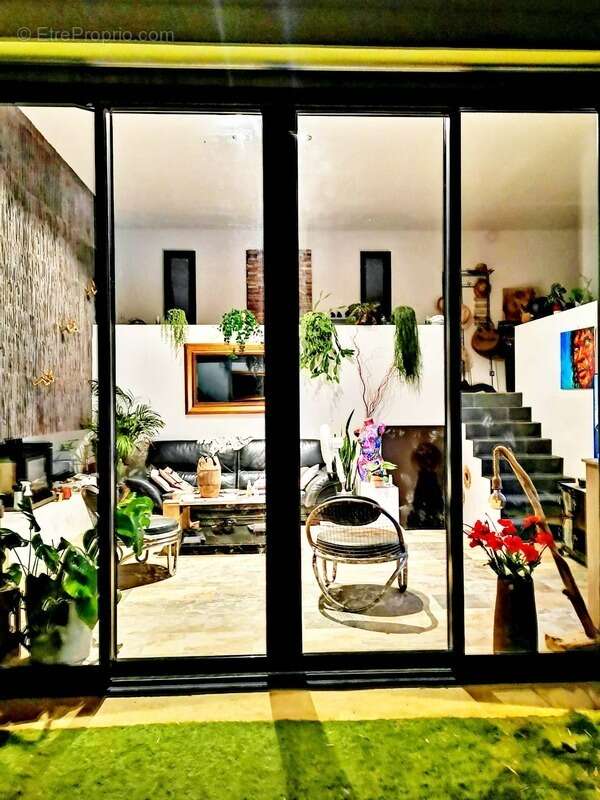 Maison à SOLLIES-TOUCAS