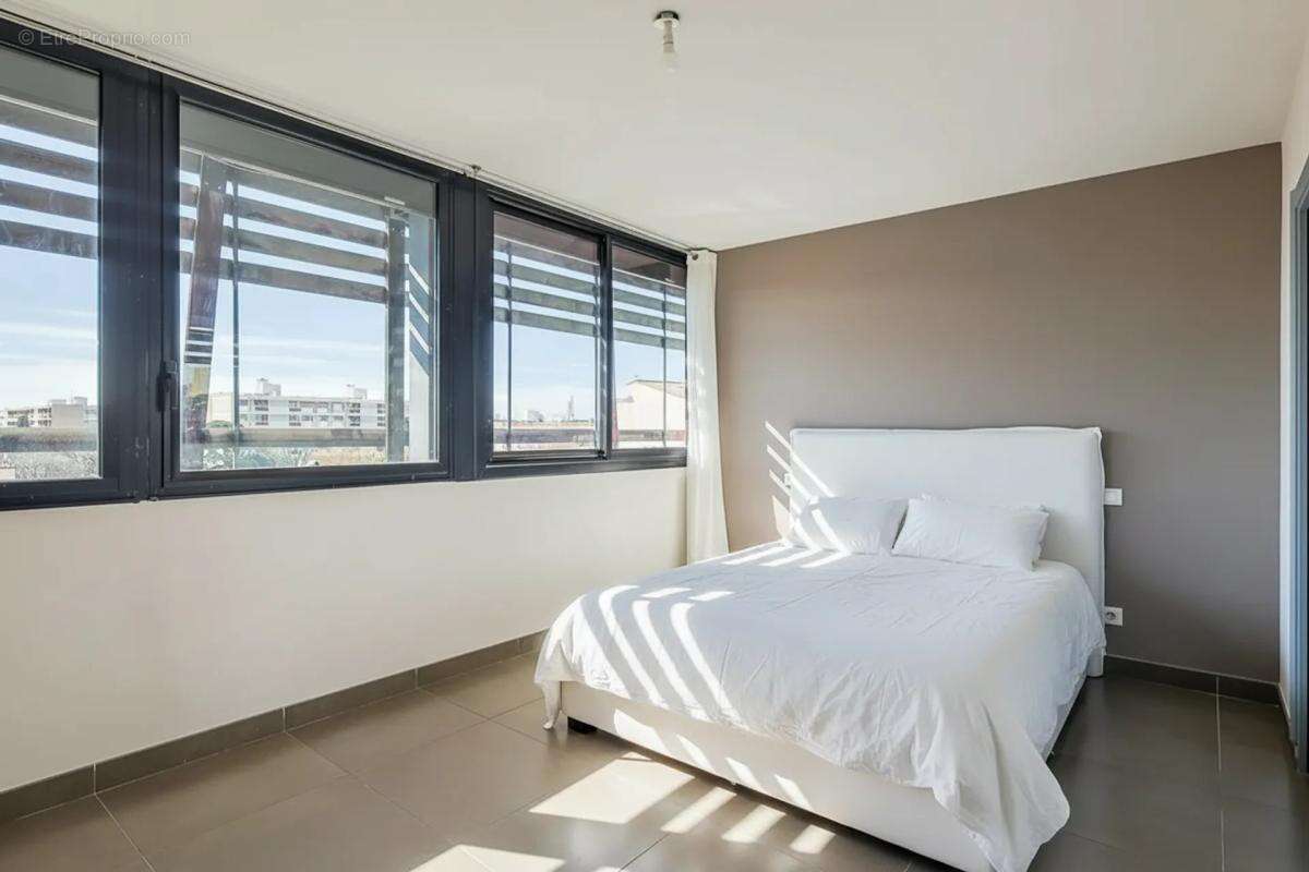 Appartement à MARSEILLE-9E