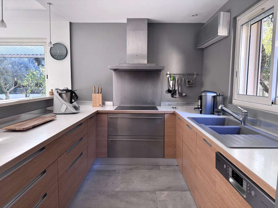 Maison à VILLENEUVE-LES-AVIGNON