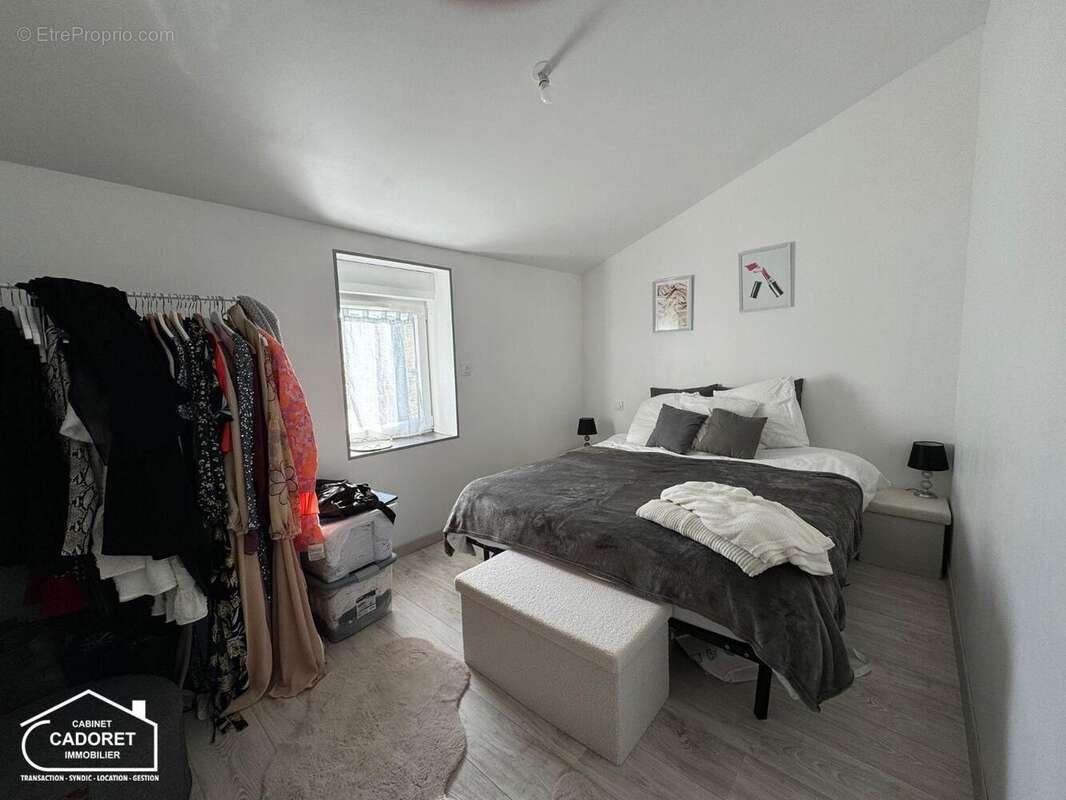  - Maison à PAIMBOEUF