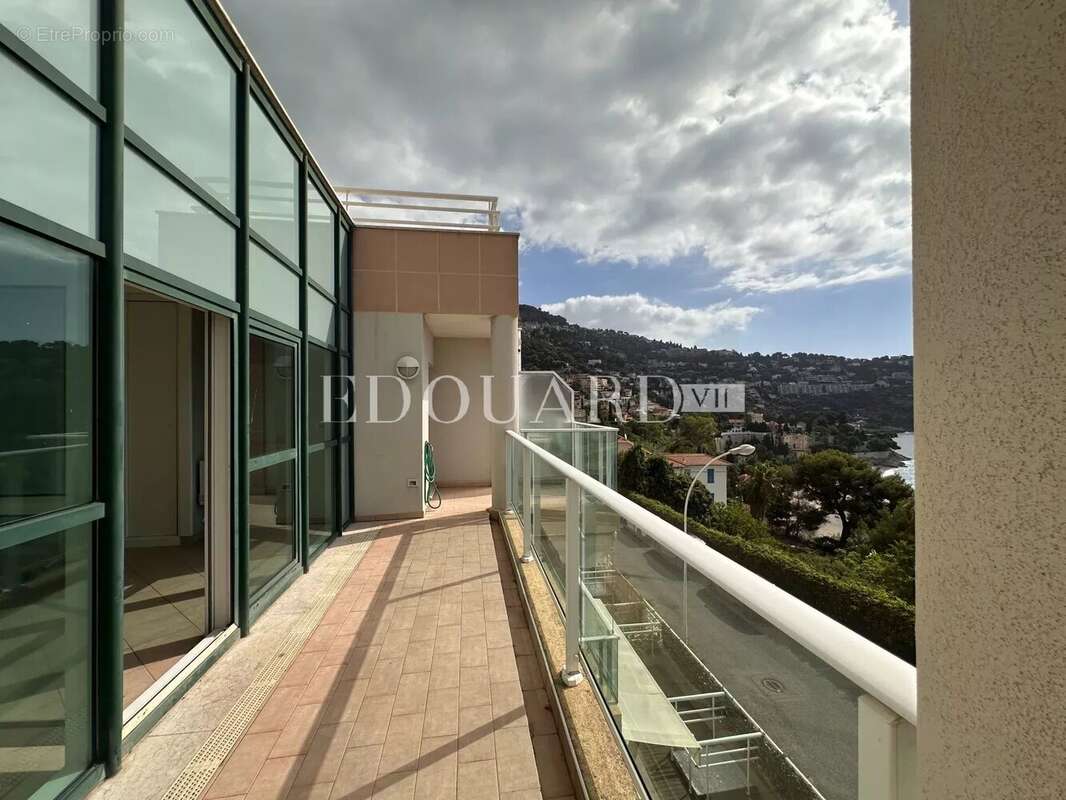 Appartement à ROQUEBRUNE-CAP-MARTIN