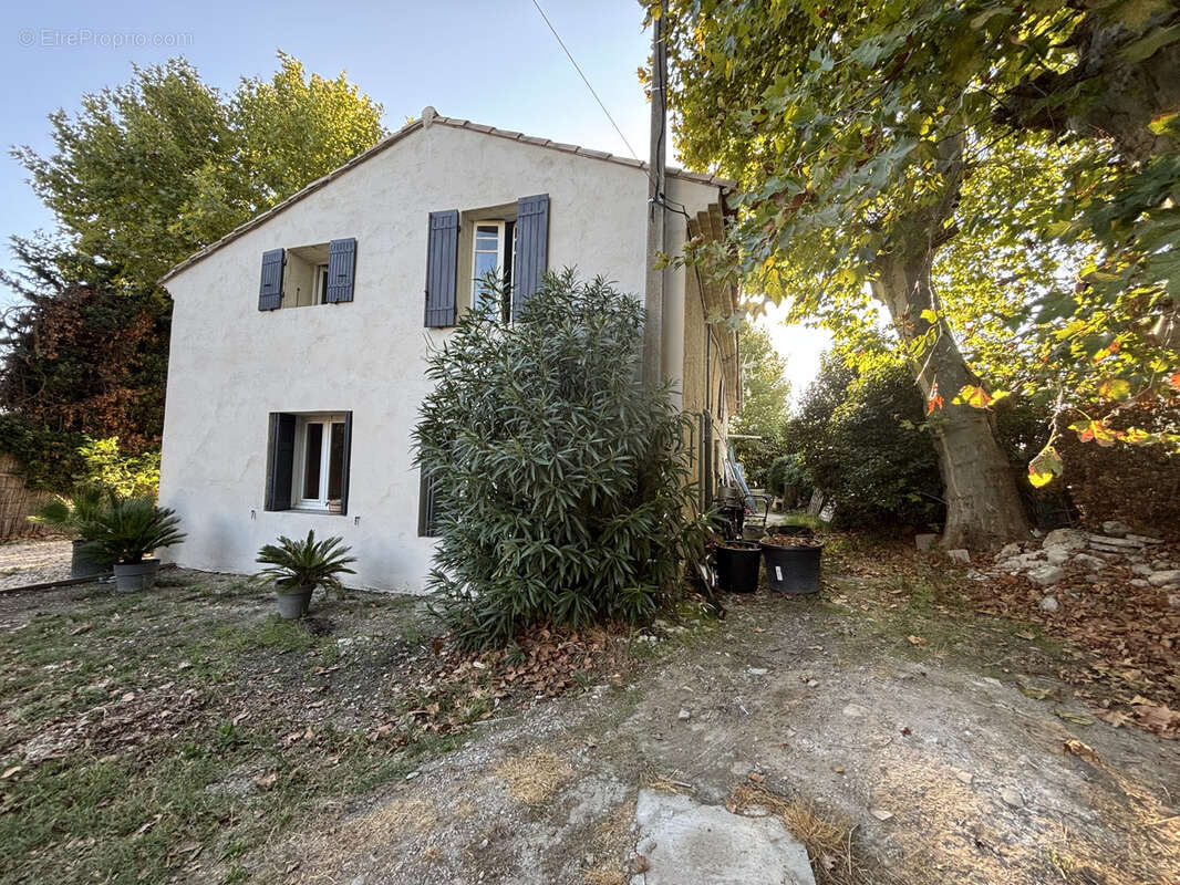 Maison à CHATEAURENARD
