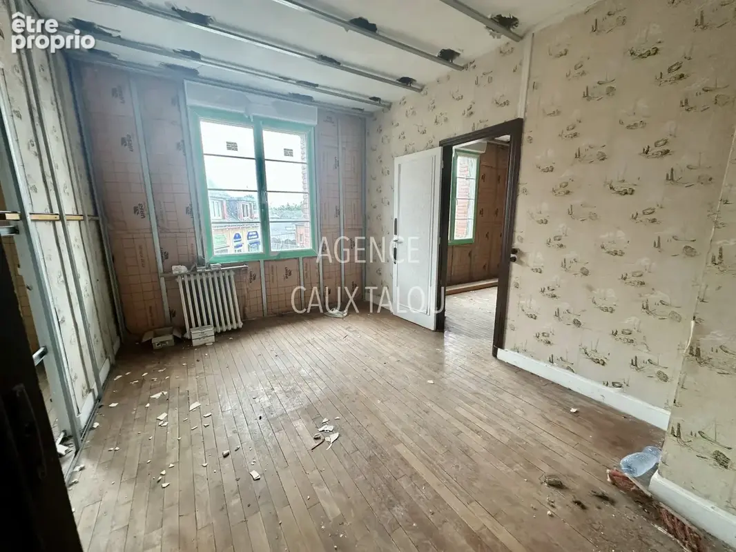 Londinières   immeuble de plus de 600 m2 à fort potentiel pour investisseur - photo 8