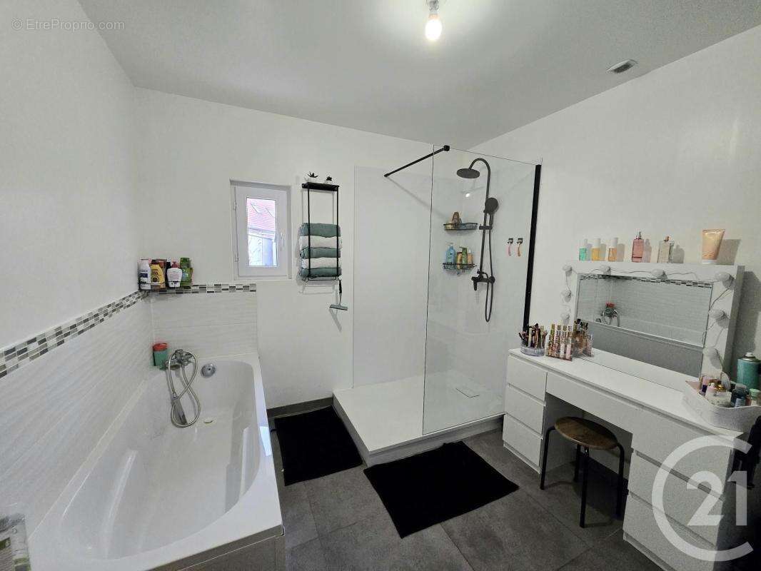 Maison à HEMEVILLERS