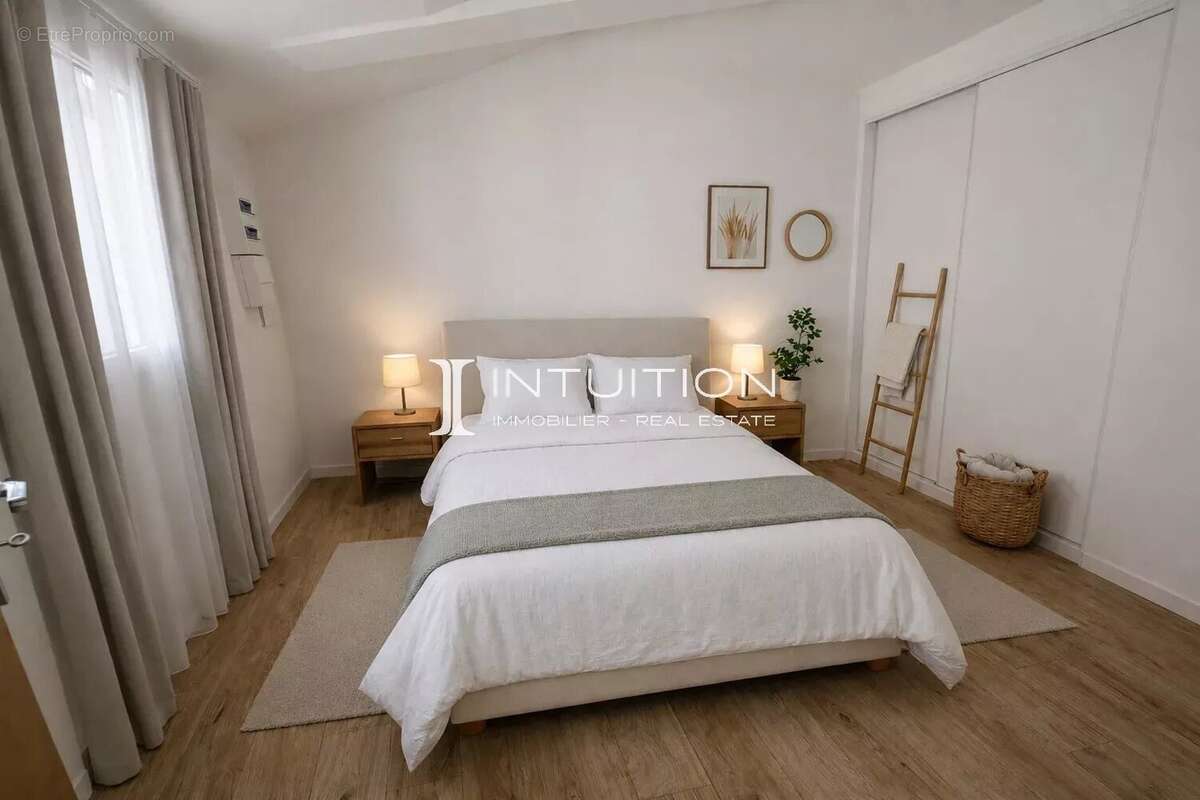 Cannes - République : maison de ville avec local commercial et appartement - photo 4