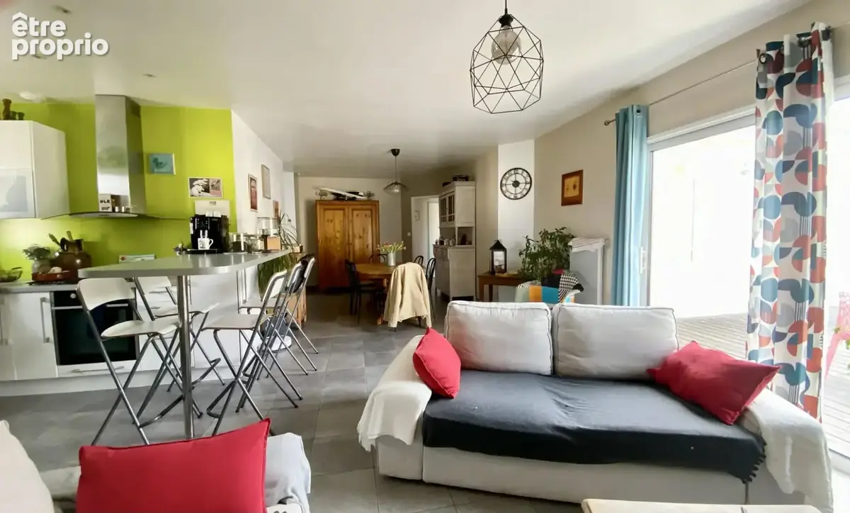 Maison 7 pièces 109 m² à vendre à Vergeroux (17300) - photo 7