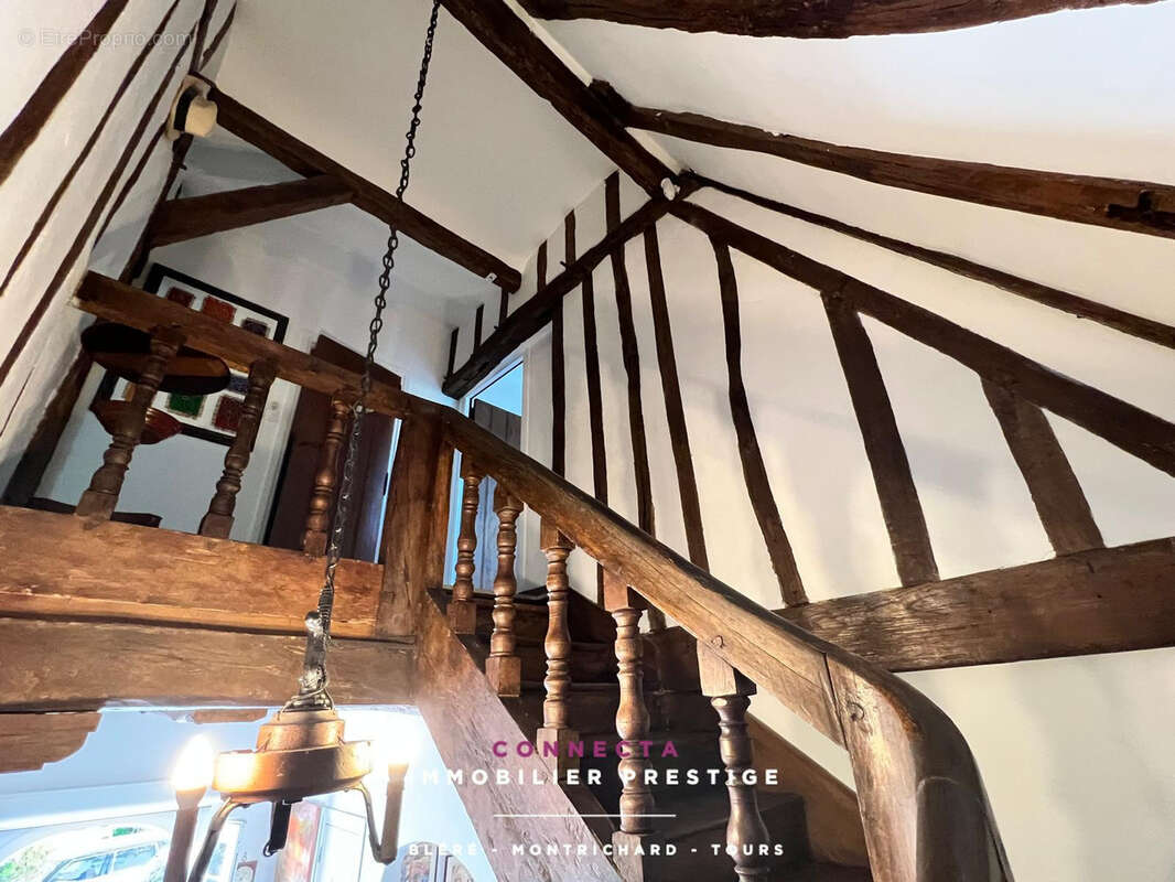 Maison à AZAY-SUR-CHER