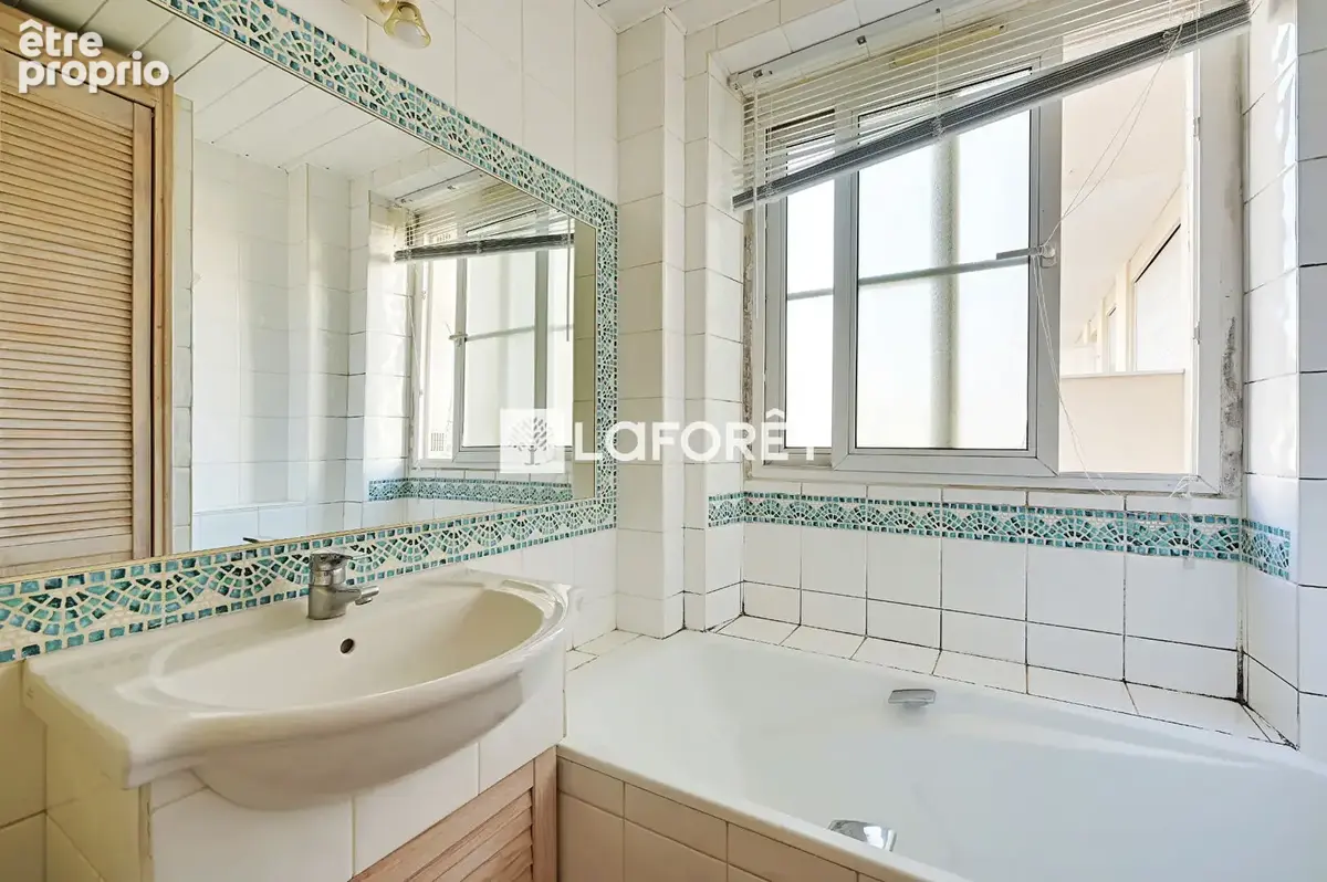 Paris 14e ? Pernety - Grand appartement familial à fort potentiel - photo 3