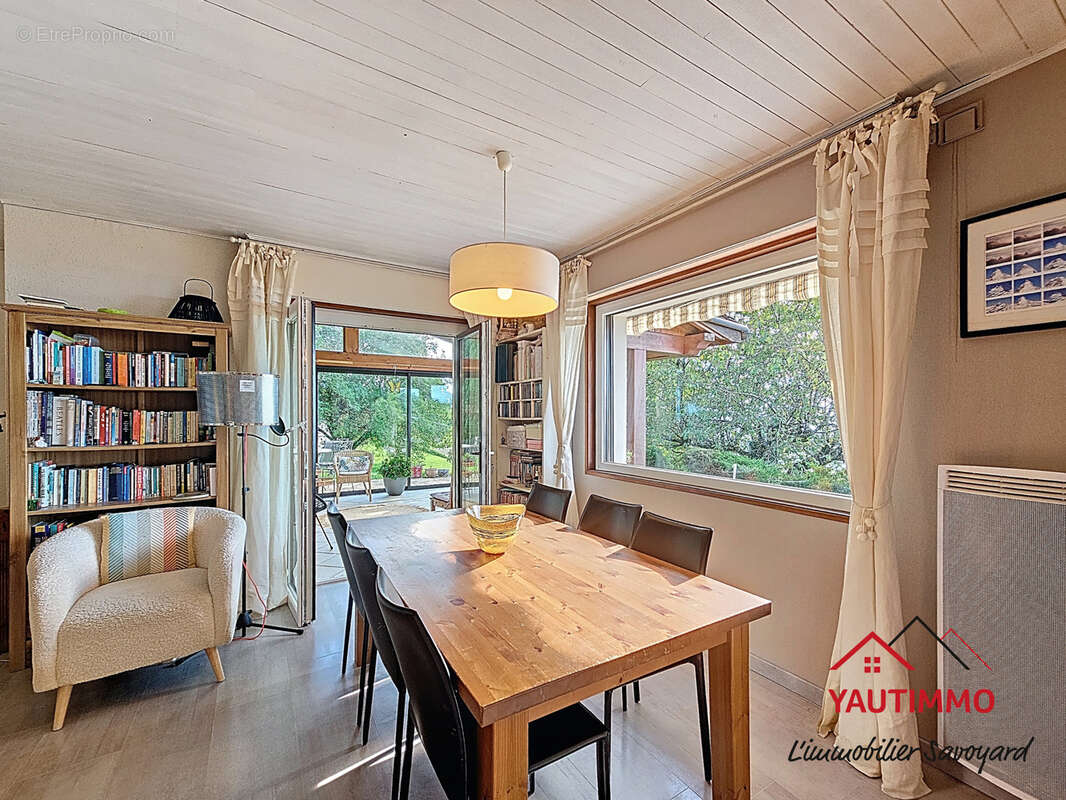 Maison à CRANVES-SALES