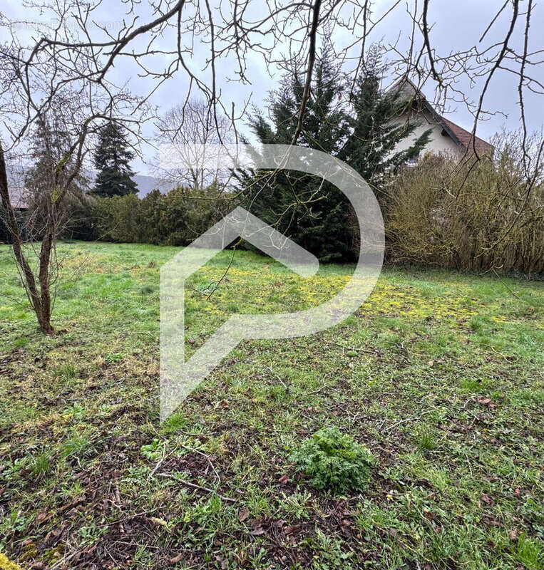 Terrain à BONNIERES-SUR-SEINE