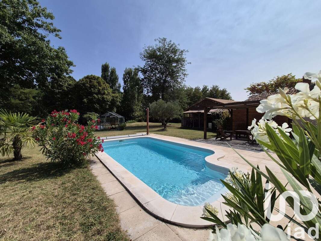 Photo 2 - Maison à SCORBE-CLAIRVAUX