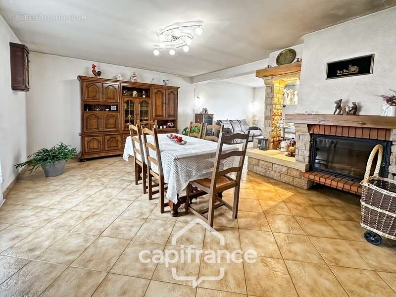 Maison à PARIGNE-L&#039;EVEQUE