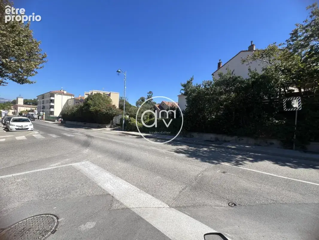 Vente de locaux professionnels et liberaux saint-mandrier ( - photo 7