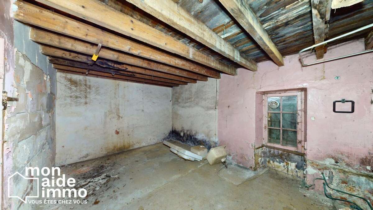 Maison à SAINT-EMILION