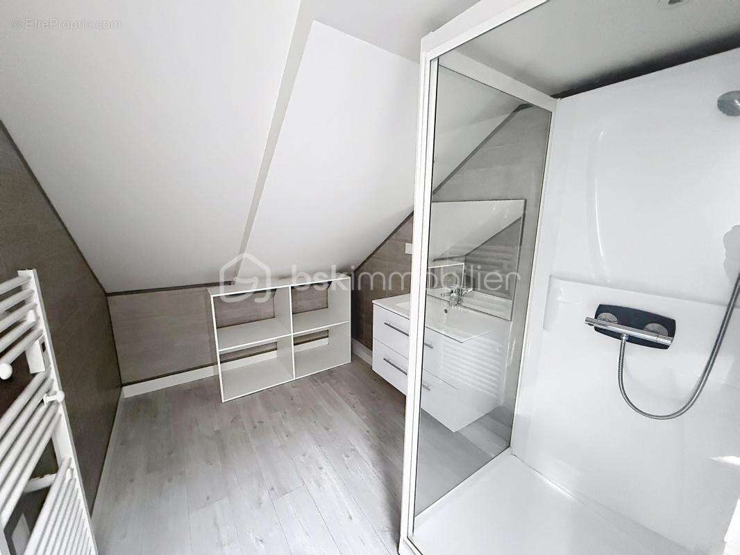 Appartement à GRAND-FOUGERAY