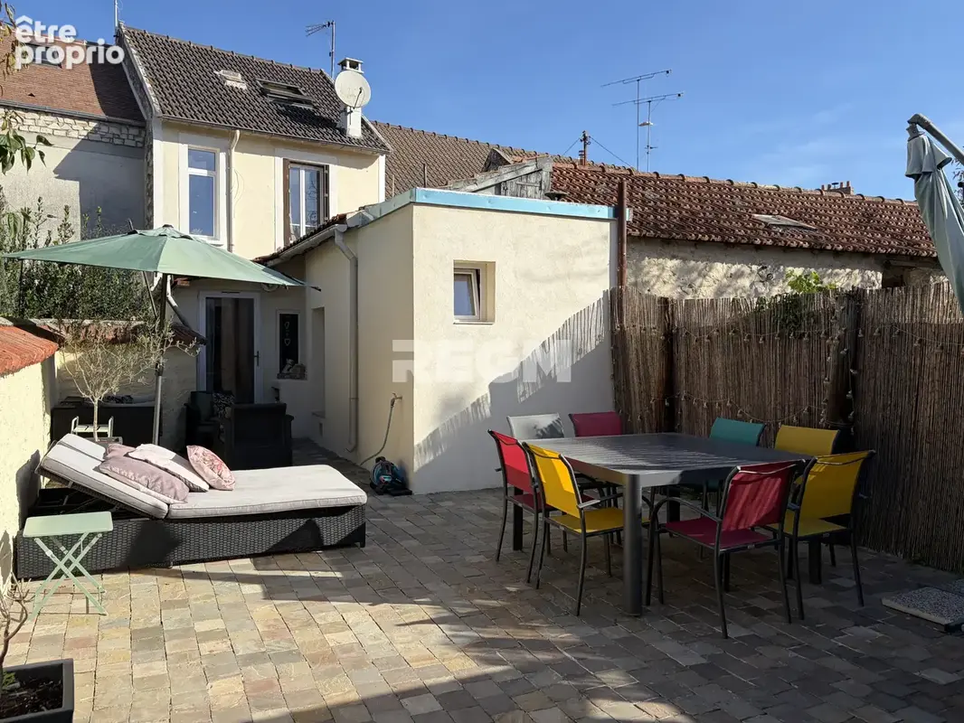 Maison 3 chambres avec cour et dépendance. - photo 18