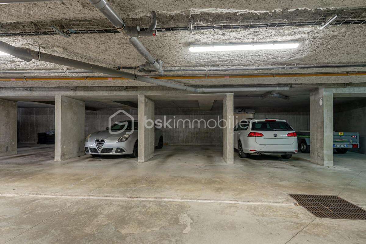 Appartement à POISY