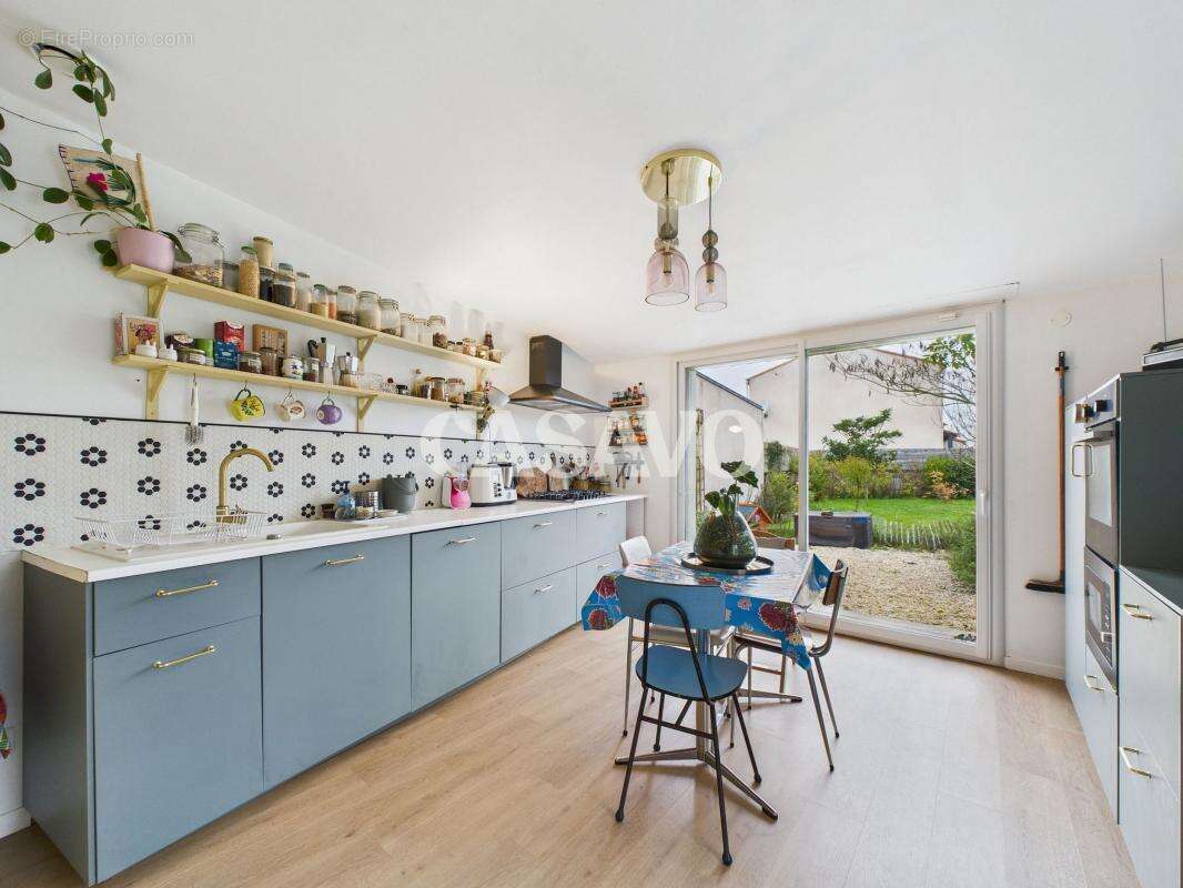 Maison à LA MONTAGNE