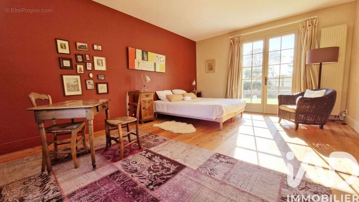 Maison 143 m² à Reclainville  - photo 8