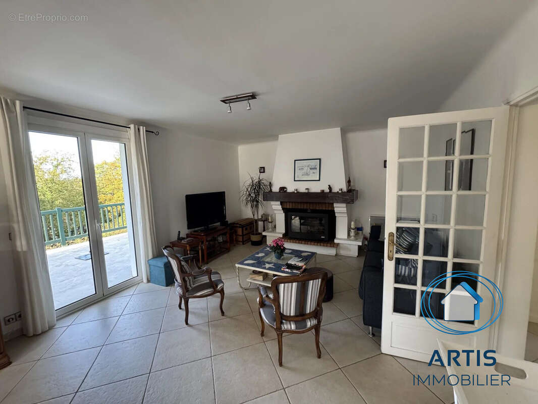 Maison 160 m² à Ascain  - photo 7