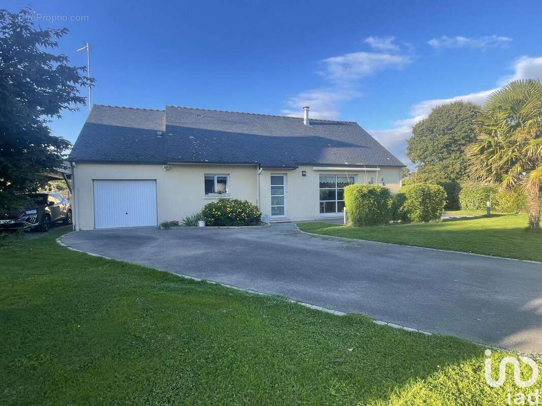 Photo 2 - Maison à BERRIC