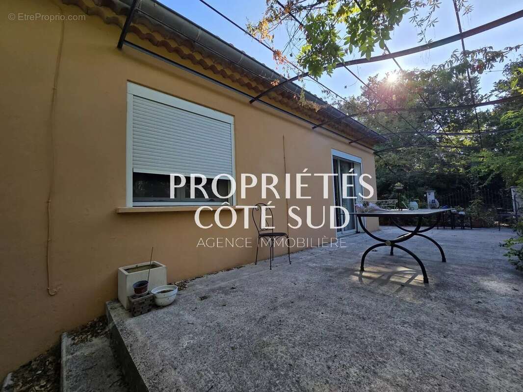 maison de plain pied avec grand terrain de 2209M2 - photo 3