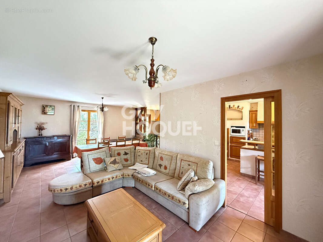 Maison à NOHANT-EN-GOUT