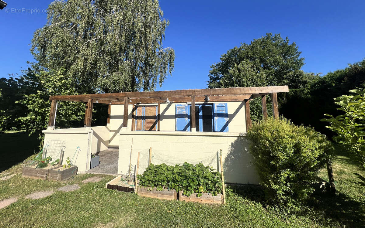 Maison à BU