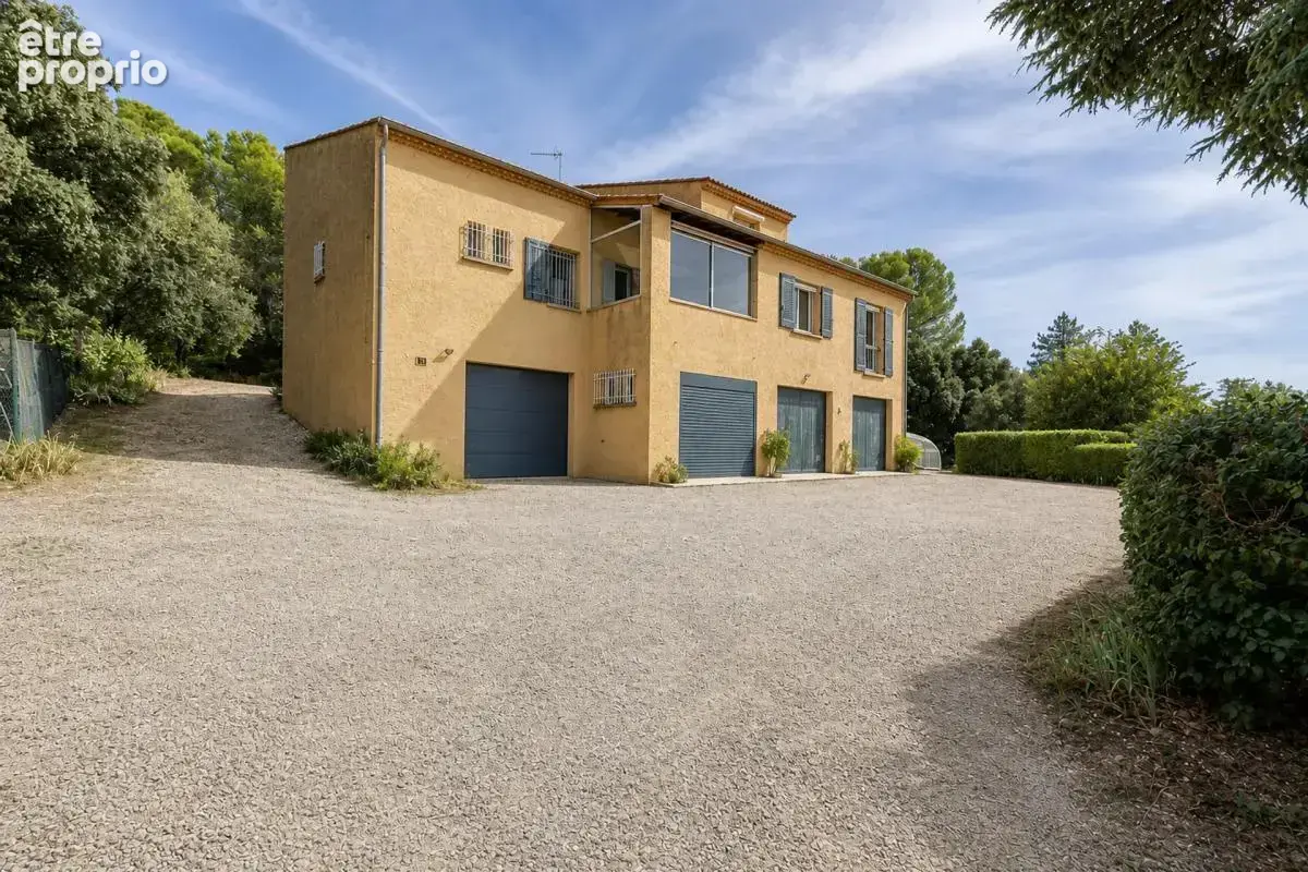 Maison de 7 pièces de 200 m² à Châteauneuf-de-Gadagne - photo 18