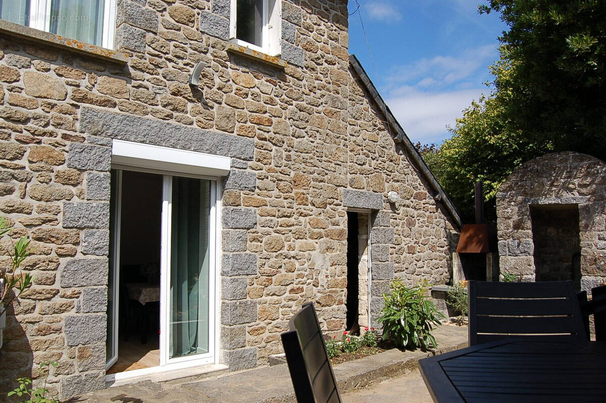Maison à LE TRONCHET